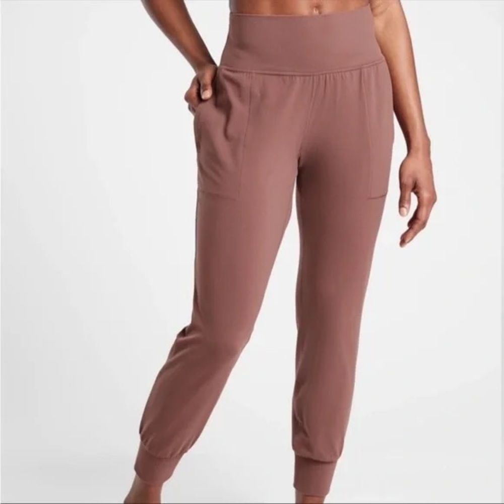 Athleta Dusty Rose High Waisted Powervita Salutation Jogger Pants 531288 EUC XS